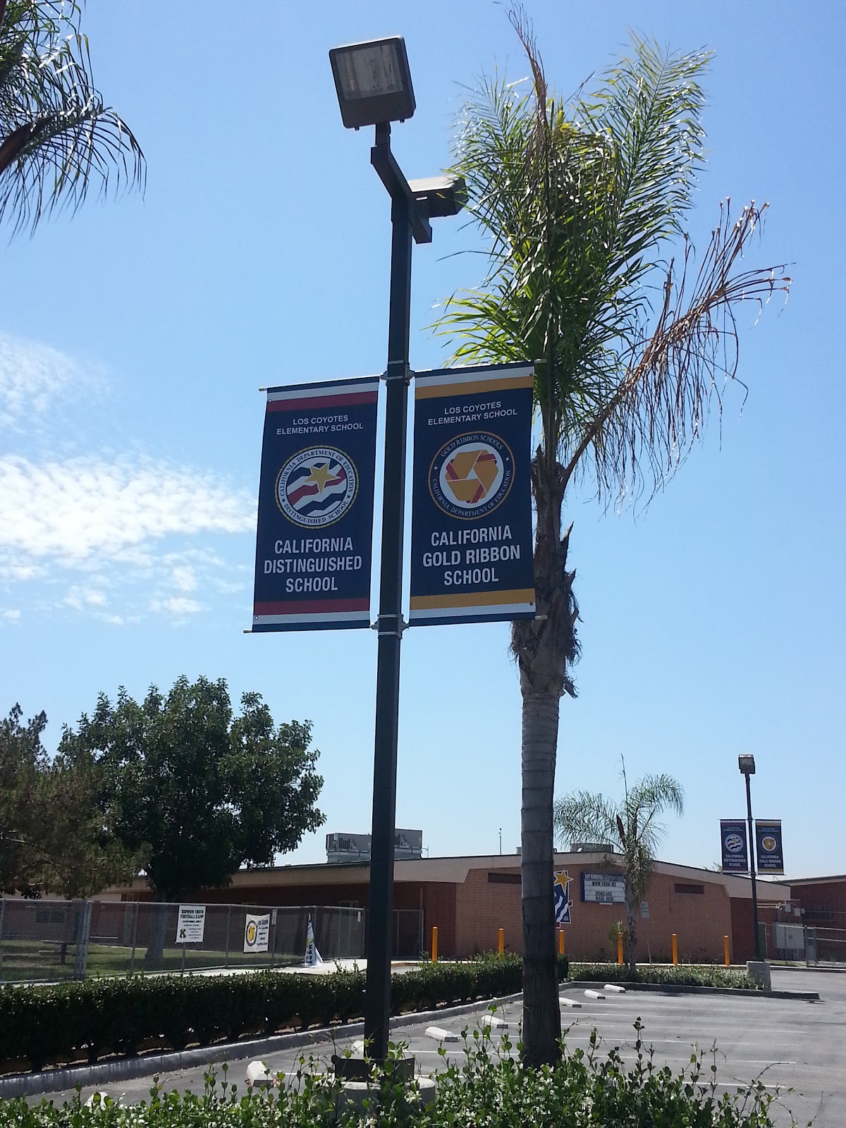 Los Coyotes Elementary