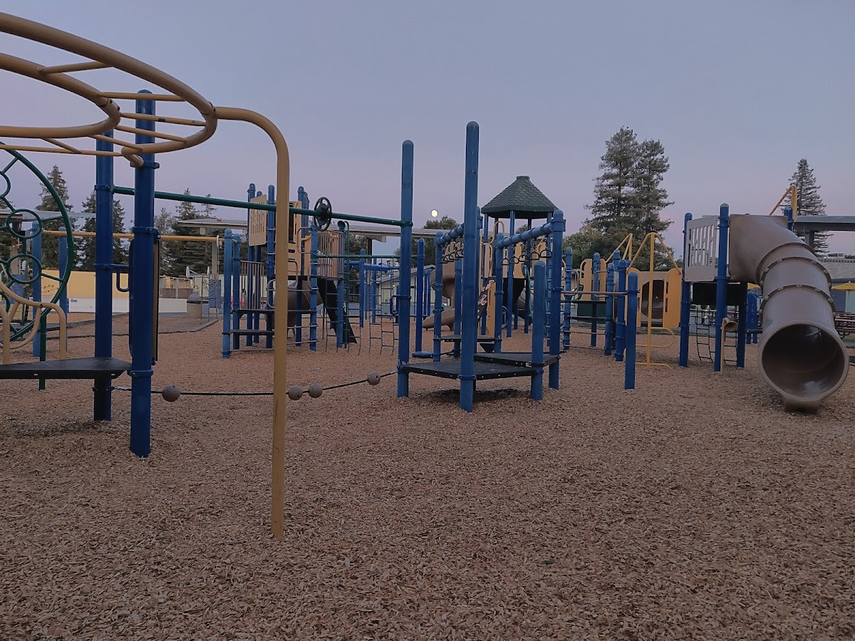 Oak Avenue Elementary